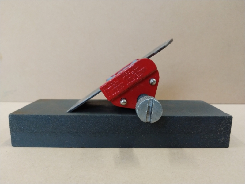 sharpening jig 3